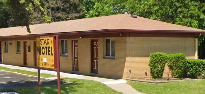 Star Motel (Strohs Motel) - Street View